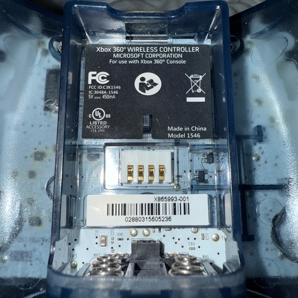 Microsoft CE Xbox 360 Halo 4 Wireless Controller - Picture 6 of 9